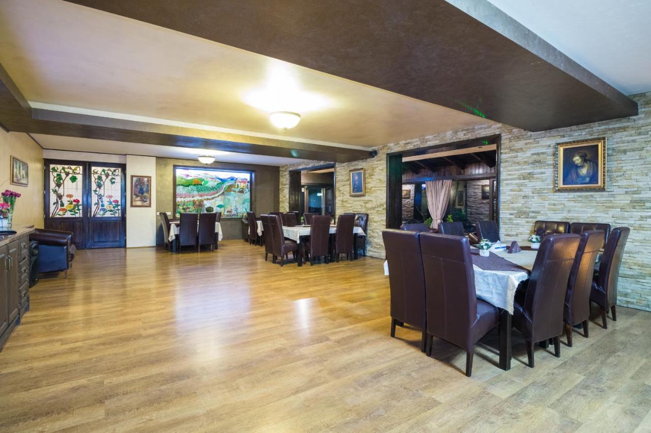 Hanul Simon Pensiune & Restaurant Бран Екстер'єр фото